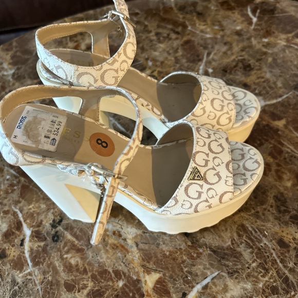Guess White Logo-Print Platform Sandals - Women - Picture 2 of 6